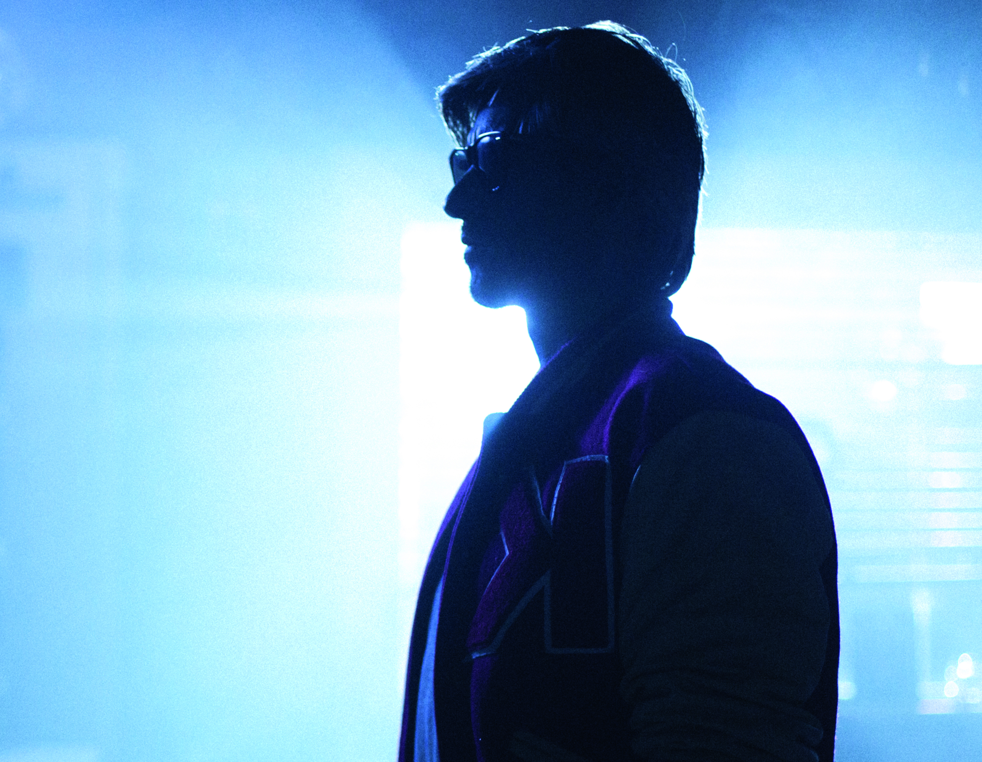 kavinsky_outrun---press-picture-290-x-225---16.jpg